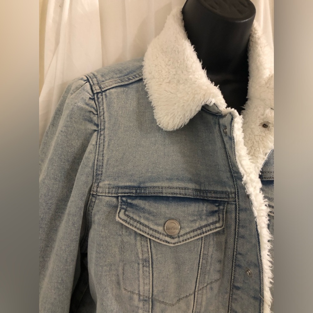 Nanette Lepore white sherpa lined pleated‎ shoulder denim jacket size large new - Picture 10 of 14